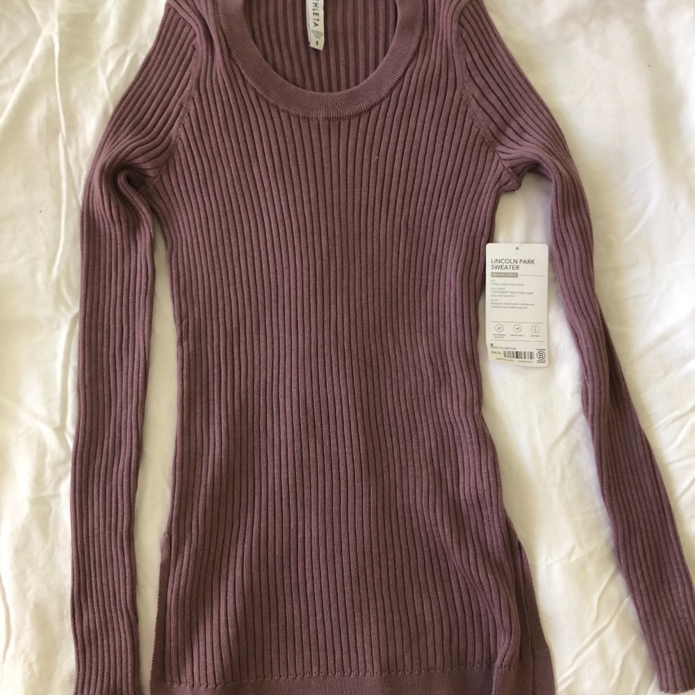 Athleta Lincoln Park mauve sweater.  NWT.  Women's small